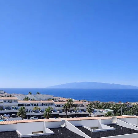 Island Pool Escape Lejlighed